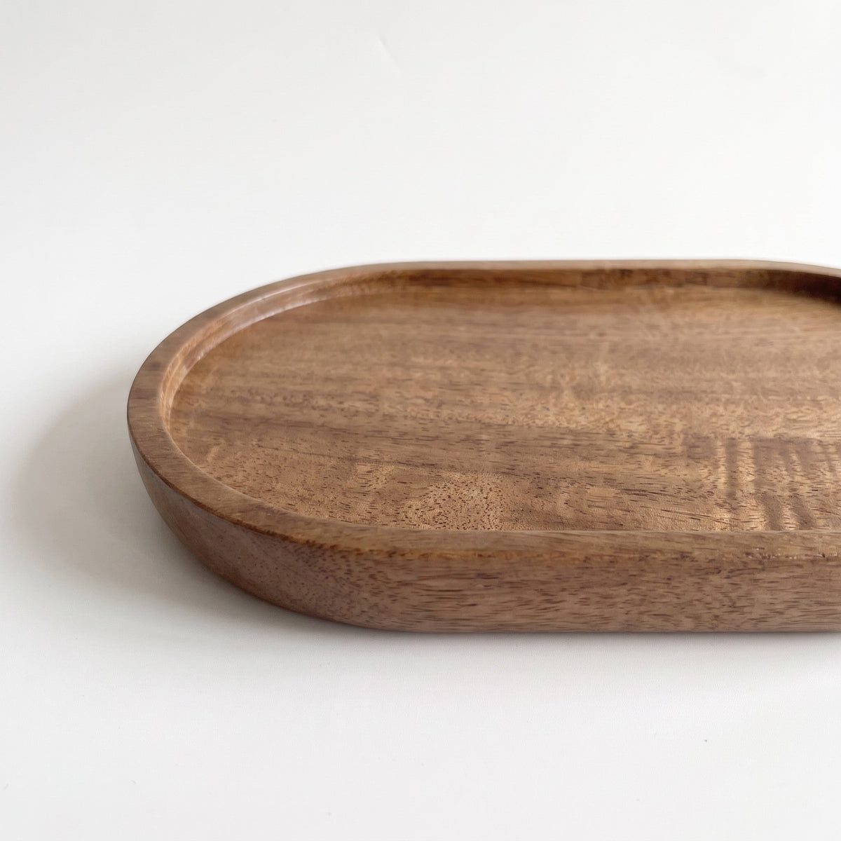 Ovale Serviertabletts aus Holz – Bild 2
